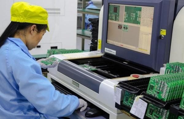 如何优雅地清洁PCB板金手指，实用指南