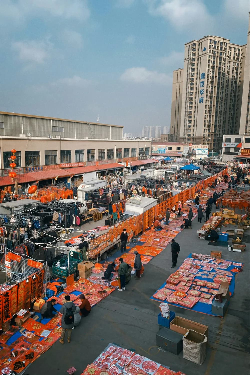 锦州石桥子早市：亚洲最大早市的美食与烟火气