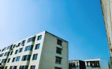 房屋租赁期间房东卖房租赁合同是否还有效