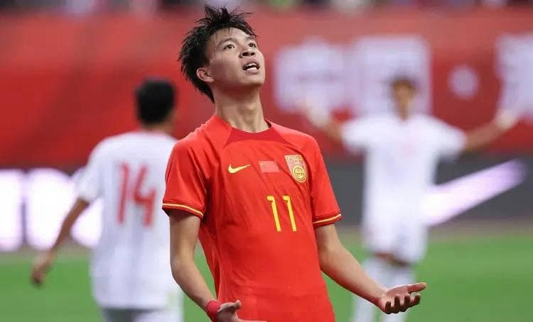 国青2-1卡塔尔：高压战术效果显著，体能警示令人思考！