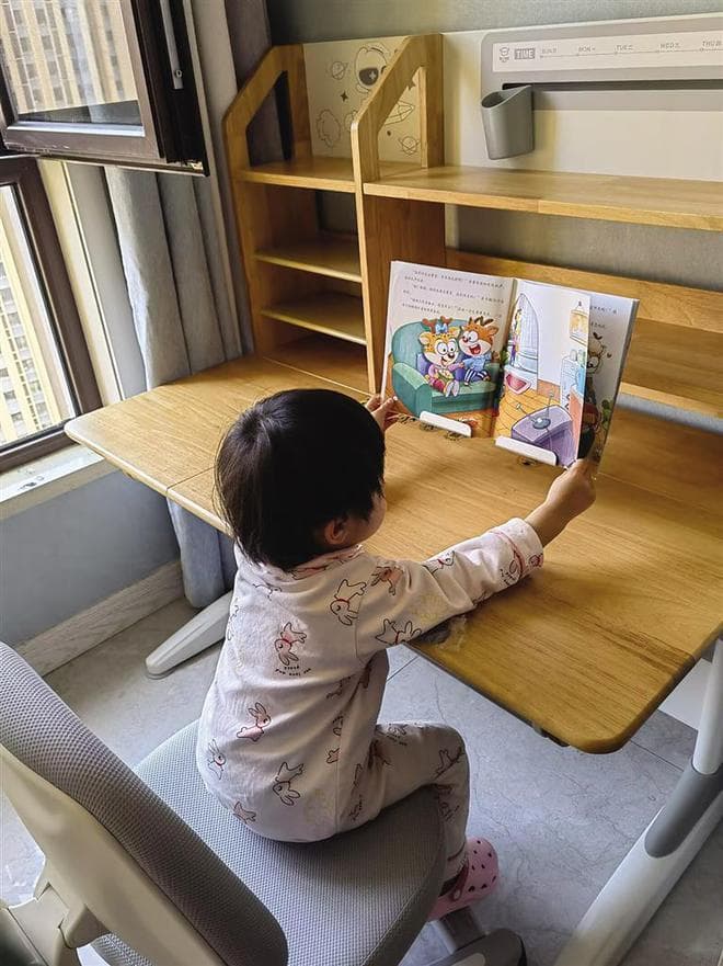 专家建议：孩子长高了，可调节桌椅有必要买，但别盲目