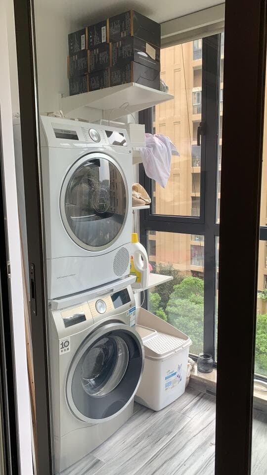 洗烘一体机的省心使用体验：家务减负利器，节省空间与时间的好帮手