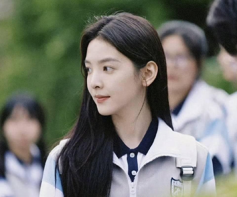 章若楠作品大爆发，《难哄》后她用多部剧集证明自己