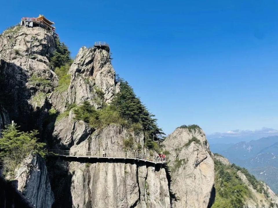 嵩山：一座集自然与文化于一体的5A级景区