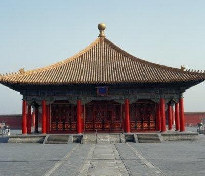 中和殿：故宫三大殿中的璀璨明珠