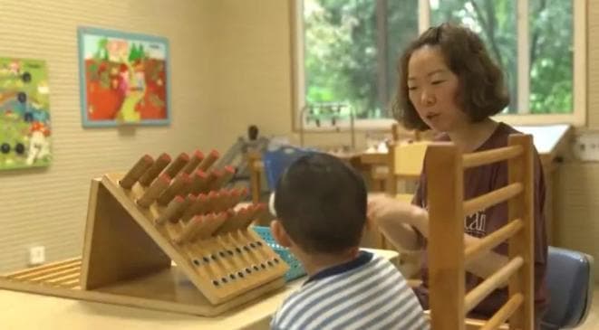 系列微纪录片《志在上海》| 甘做特教红烛，付出更多爱心