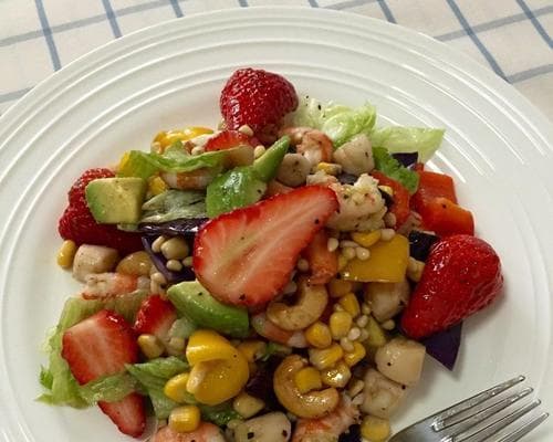 紫甘蓝沙拉制作教程：美味又营养的健康佳肴