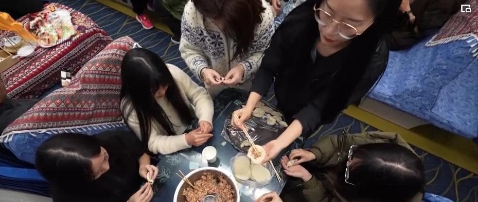 过年“新”方式凸显别样年滋味 多元消费映射生活新变化