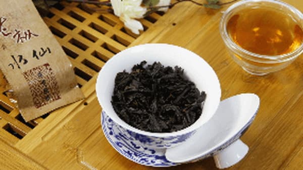 红茶是否会导致上火？
