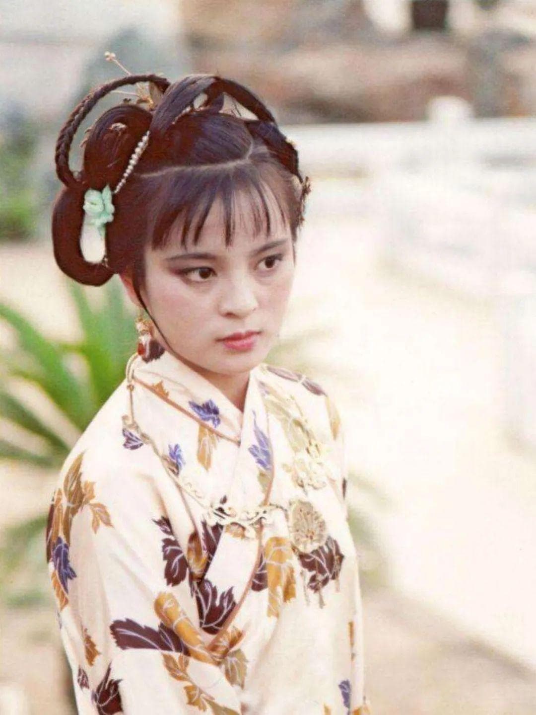 规矩和排场是探春的铠甲