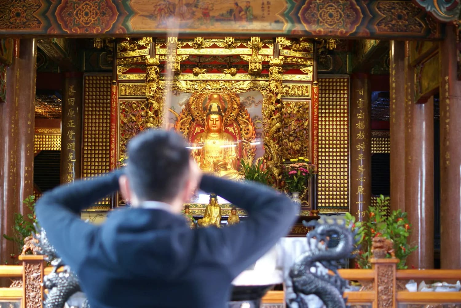 王健林隐私曝光：从首富到憔悴，一个商业帝国的困境与重生