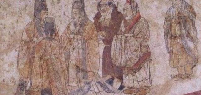 遇到狄大人之前，李元芳担任的“游击将军”是个什么官职？