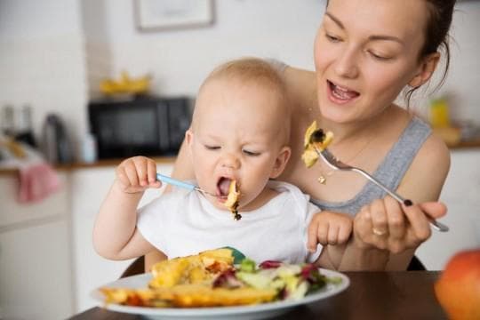 剖腹产后饮食指南：吃什么有助于身体恢复和乳汁分泌？