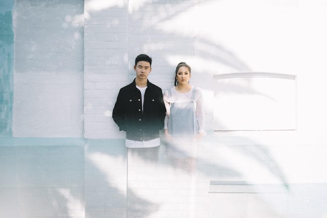 INTP和ENFJ性格关系解析：互补特质，完美结合