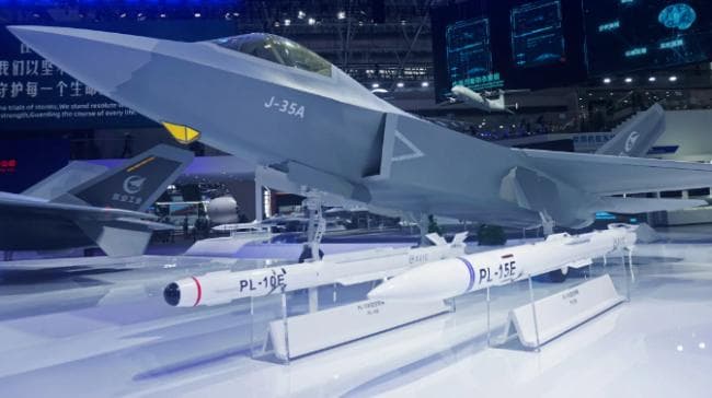 首次曝光！中国射程1000公里高超音速空对空导弹