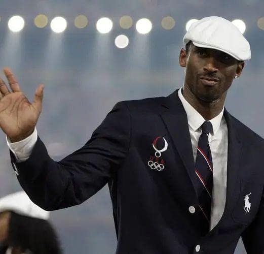 科比在NBA的20年生涯：3.28亿美元薪资的实际到手金额