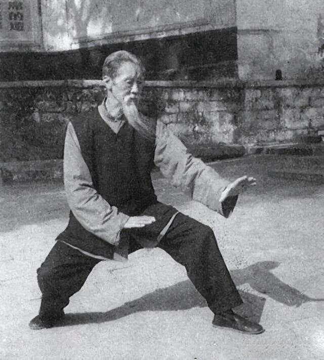 不是太极拳不能实战，而是你接触的根本不是真正的太极拳