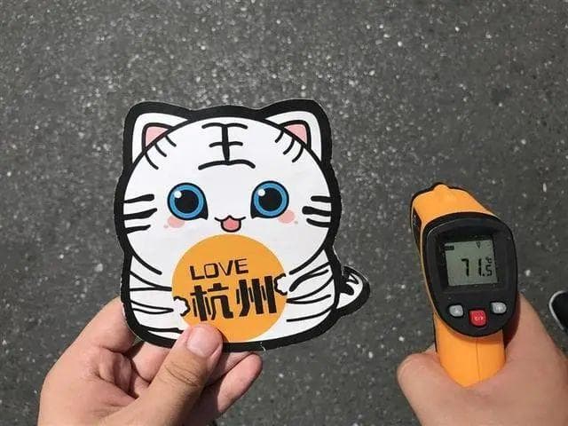 夏天降低胎压可防爆胎？真相令人意外！