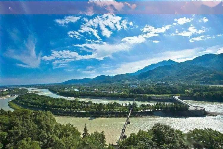 海南旅游终极指南：必去景点与推荐避坑清单