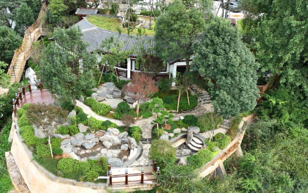 温泉度假区如何设计功能分区及景观元素？
