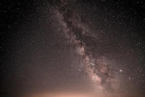 宇宙已知最大恒星易主，有100亿个太阳大，体积远超盾牌座UY