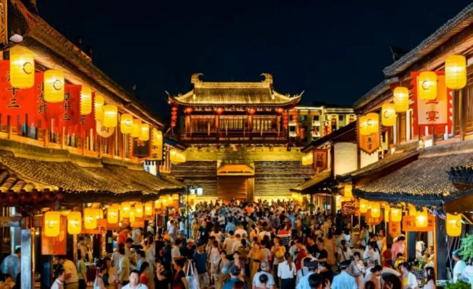 走，去赣南逛夜市！