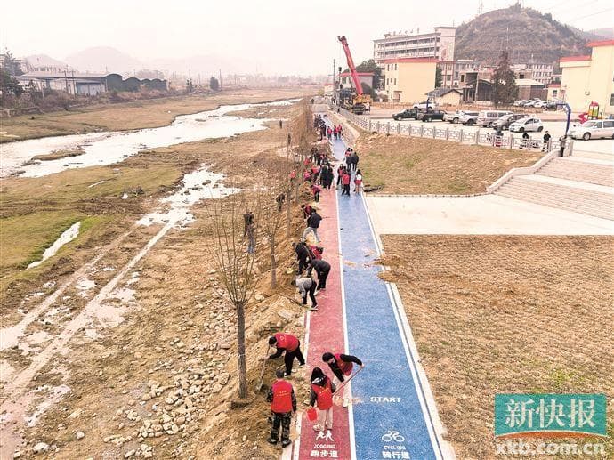 凝心聚力共建绿水青山 振兴乡村奔赴“金山银山”
