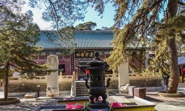 北京戒台寺：千年古刹的建筑艺术与文化价值