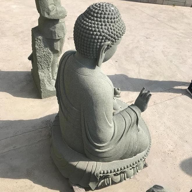 石雕如来佛的摆放位置对家居风水有什么影响？
