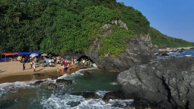 海南新玩法！环岛一条路，段段有美景
