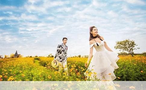 全家福照片上字句的巧妙运用