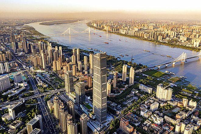 江城武汉又有了一个新的城市别称：一座“水上飘”的城市