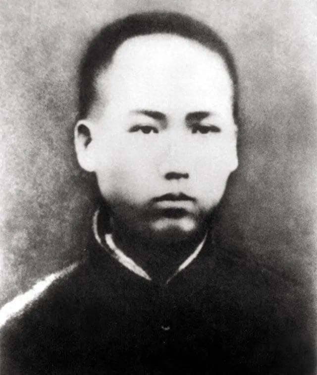 他是毛主席的大恩人，为主席取名，教他识字，却没看到新中国成立