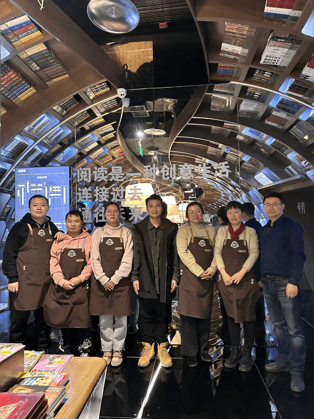 钟书阁：曾留着一抹抹余香的书卷味