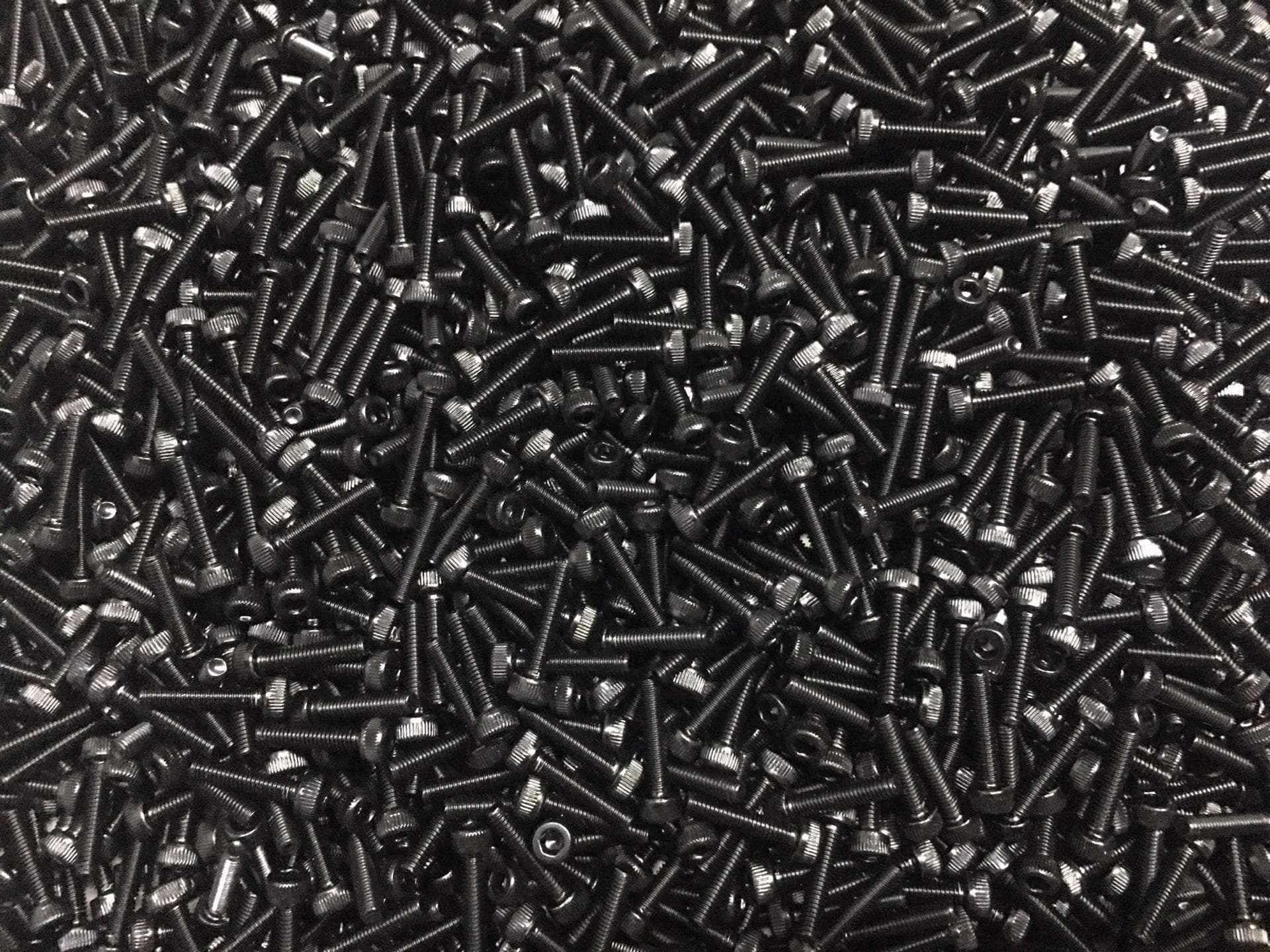 电泳黑和发黑的区别