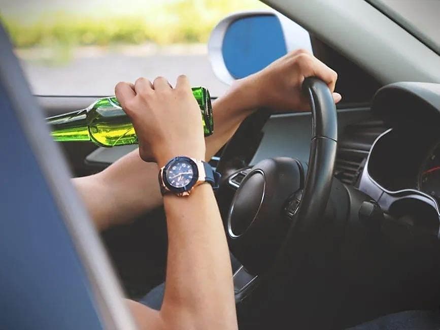 喝酒后多久可以开车，才不算酒驾？结果来了……