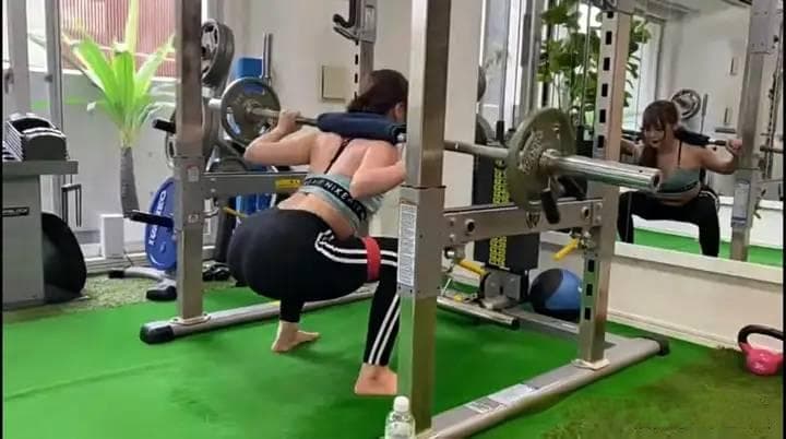 女生为什么会特意锻炼臀部？
