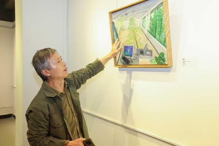大学教授坚持写生22年，200余幅作品记录校园生活