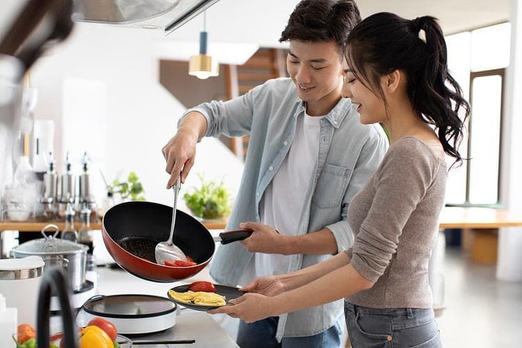 做饭为什么会快乐？——从感官愉悦到生命疗愈的六重解构