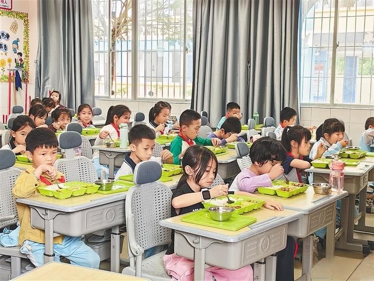陵水：擦亮民生“底色” 让更多群体受益