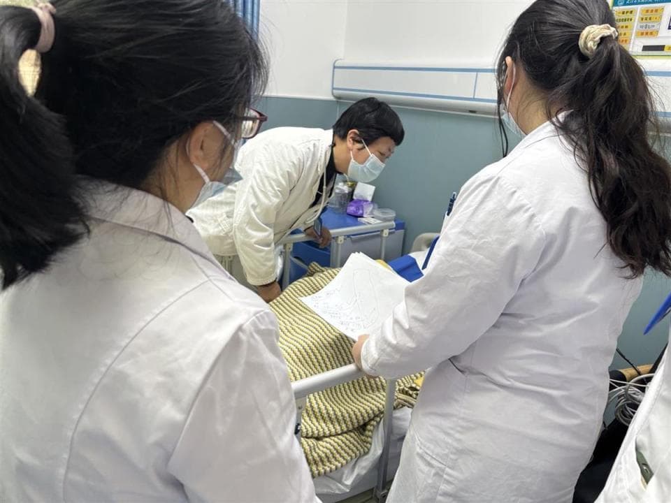 九旬老人术后大补突发“再喂养综合征” ，医生提醒：术后营养需科学，盲目进补反伤身