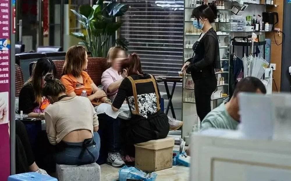 发“新年财”的深圳人：趁着过年，疯狂搞钱，日赚过千