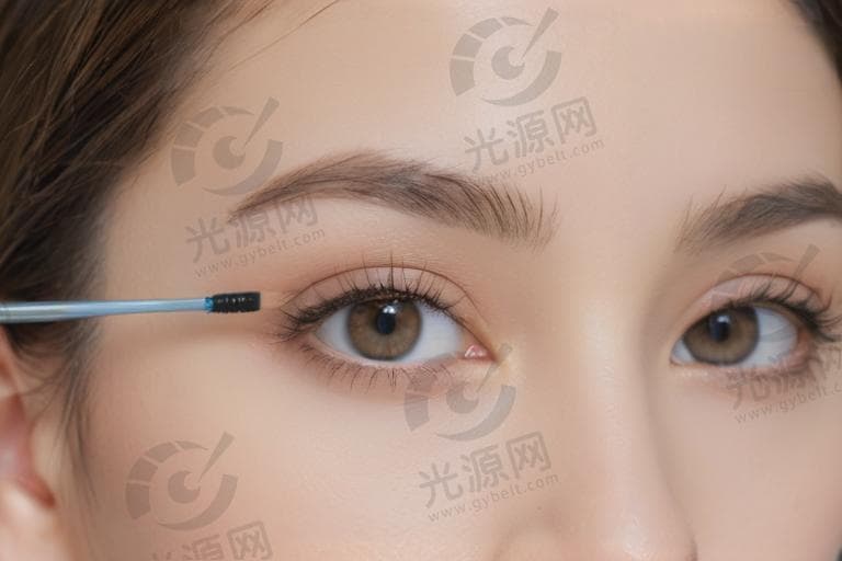 全飞秒与全激光之间的区别是什么？深入解析这两种技术的不同之处。