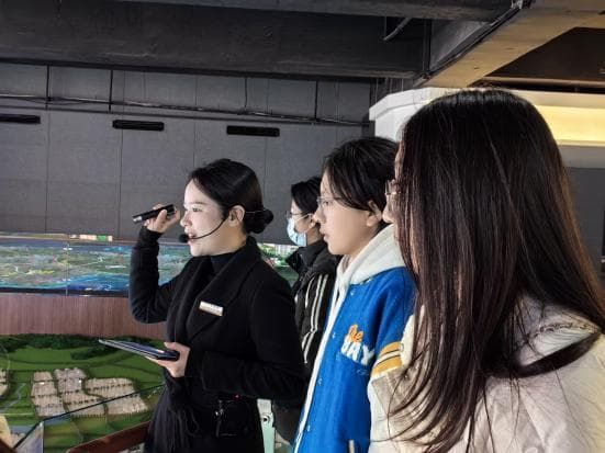 学习“晋江经验” 探寻文化支撑 福州大学经济与管理学院实践队来晋考察