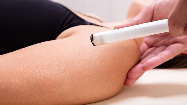 女人熏艾灸的好处与功效