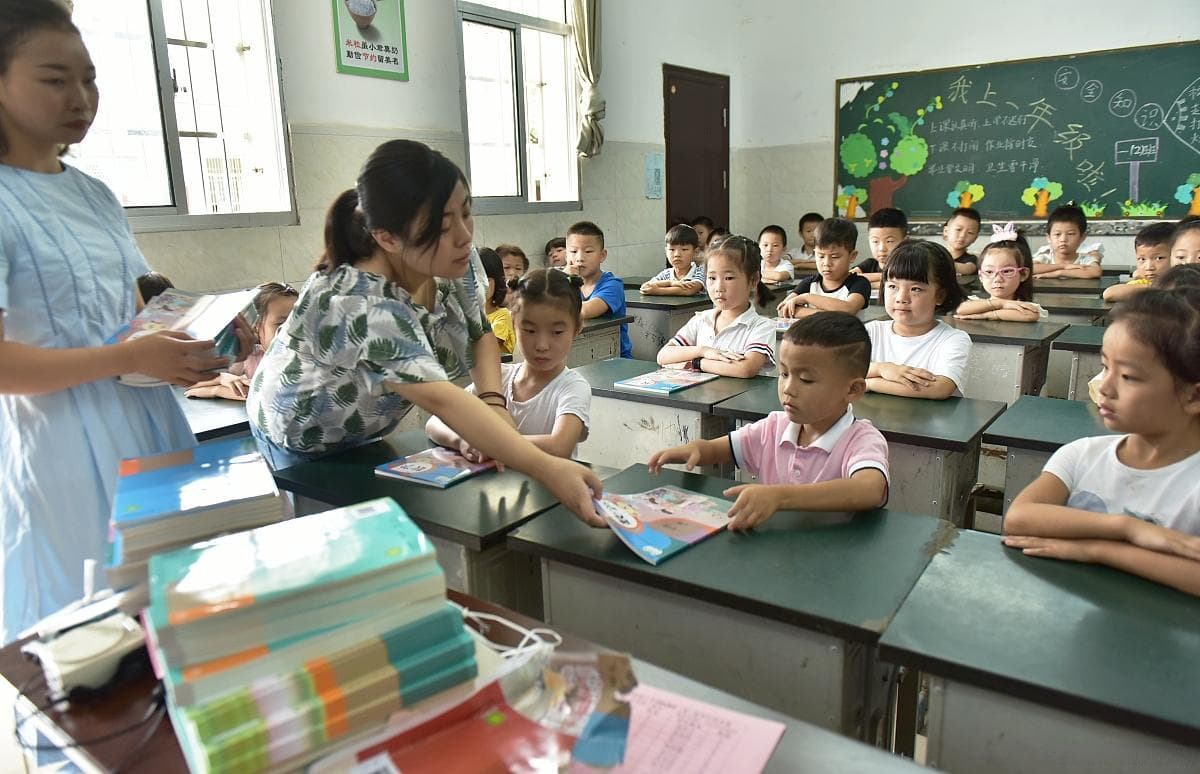 从选拔到赋能：班主任如何系统培养班干部