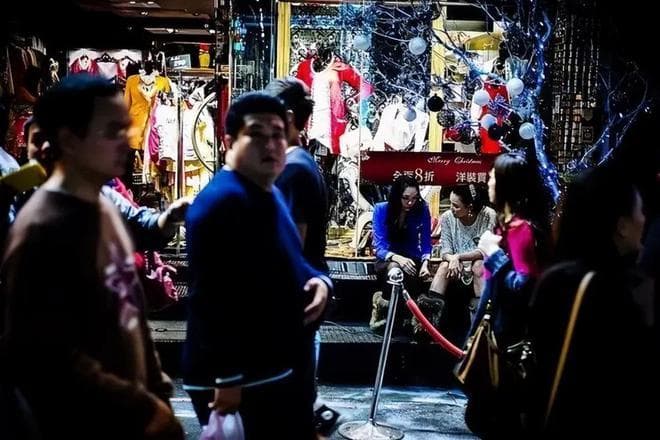 街头摄影完全指南：从入门到精通的7个实用技巧