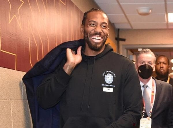 NBA75大巨星：科怀-伦纳德的全面篮球之旅