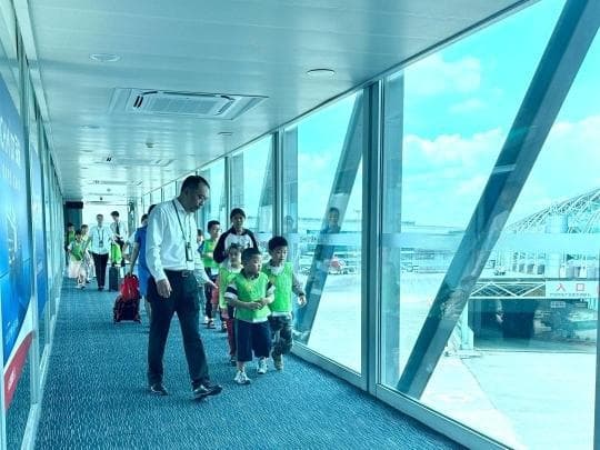 白云机场升级"无陪儿童"服务，推出"飞行小达人"活动