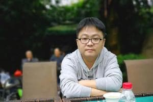 猫腻：中国知名网络作家的创作历程与争议
